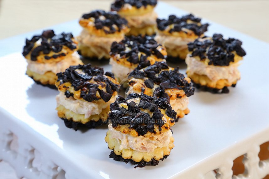 Recette Mini Bouchees Feuilletees Aux Olives Noires Et Au Thon